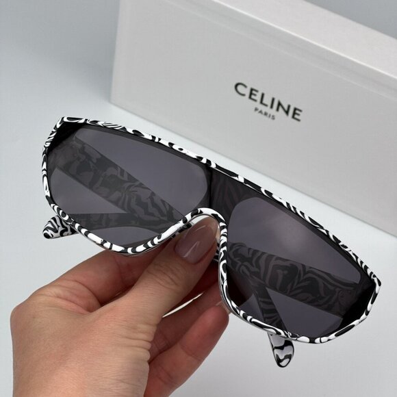 Celine CL40195I 04A BRAND NEW Sunglasses Zebra Smoke Shield Mask Unisex - Picture 1 of 12